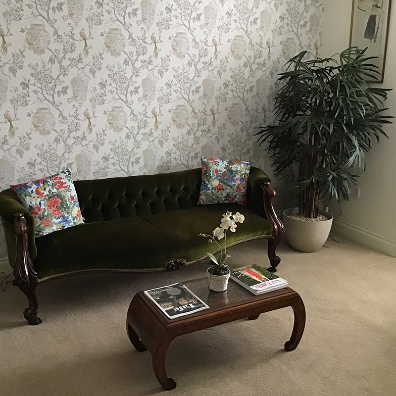 B&ampB; Living Room